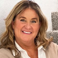 Valery Roberts-Ropp